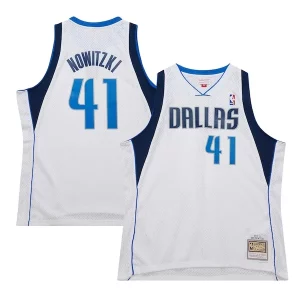 Dirk Nowitzki Dallas Mavericks 2010/11 Trendy Hardwood Classics Swingman Jersey White